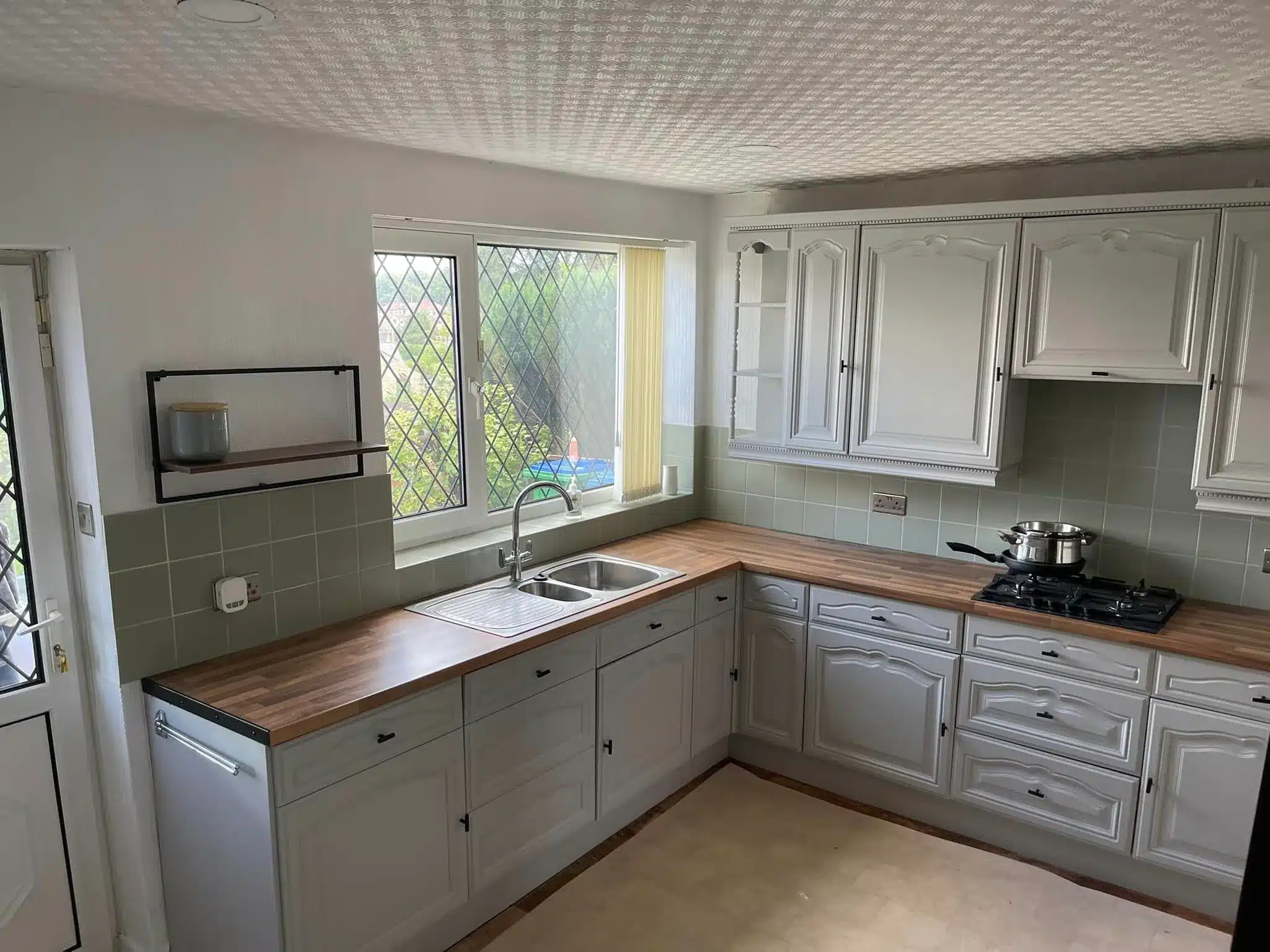 kitchen spraying royton